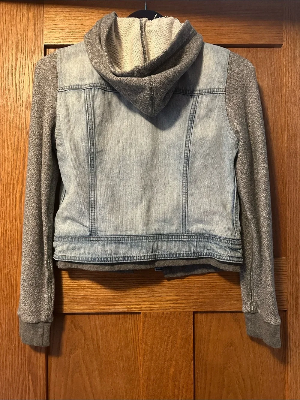 American Eagle Outfitters Light Blue Denim Jacket with Gray Knit Sleeves